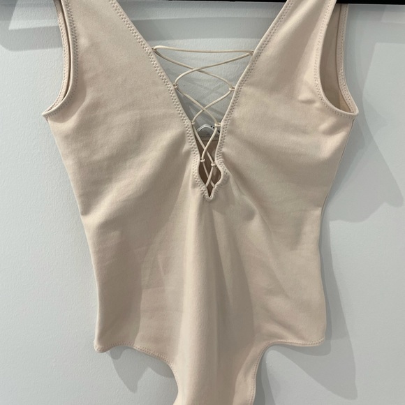 LAIS bodysuit - Picture 2 of 2